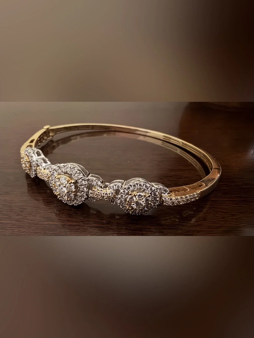 14k Gold bangle Bracelet Approx 2.25 CTW 14.9 Grams